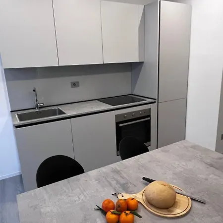 Appartamento Moderno E Silenzioso Vicino Al Centro Di
